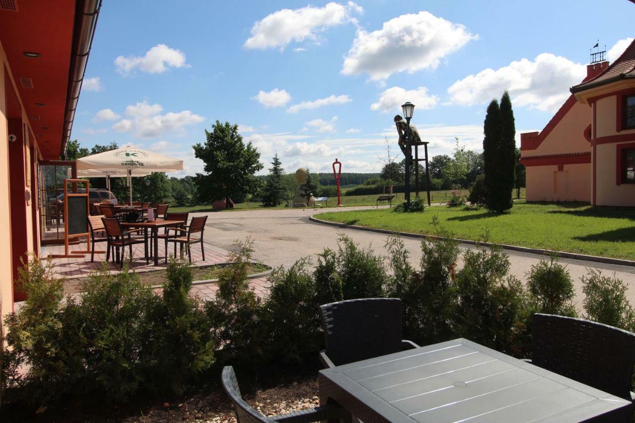 Residence Safari Resort - Bison Lodge Borovany  Exterior photo